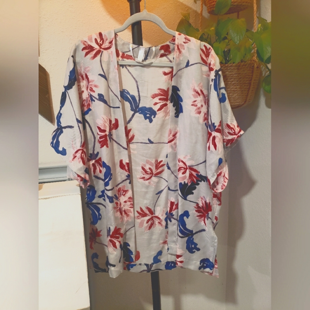 Gray Floral Kimono One Size